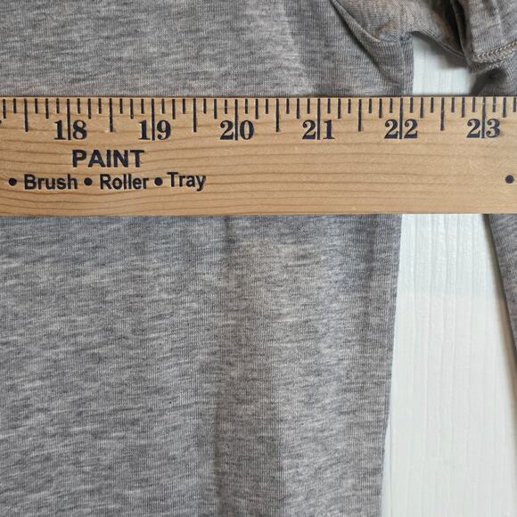 Sundance Camden Joy Tee Long Sleeve Ruffle Sleeve Top Sz XL Gray Raglan Sleeves - Picture 11 of 12